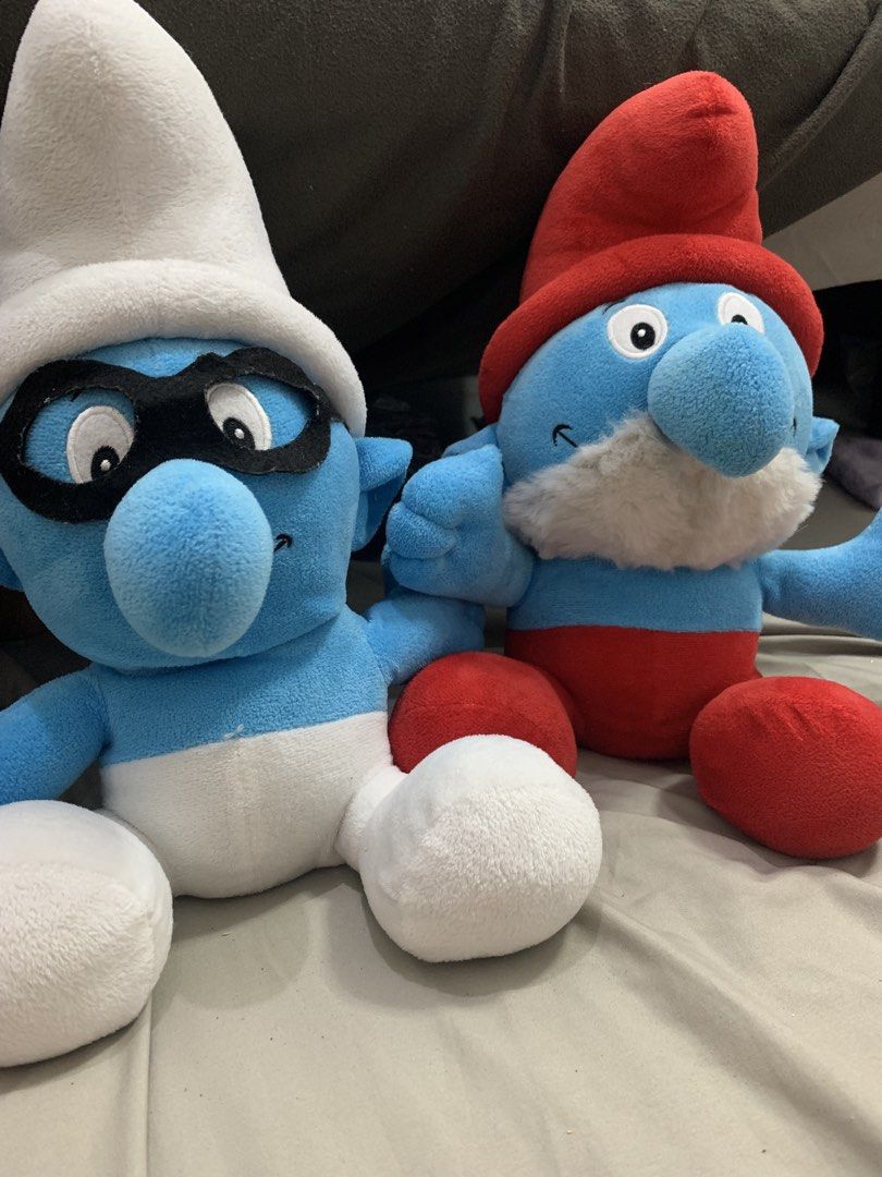 Smurf and papa smurf (Category: Plushies & Soft Toys) located in Caloocan City. Submitted by appleblossoms07 (Listing ID 1467731001, Image 1). Description: Apps st pouch # 3.