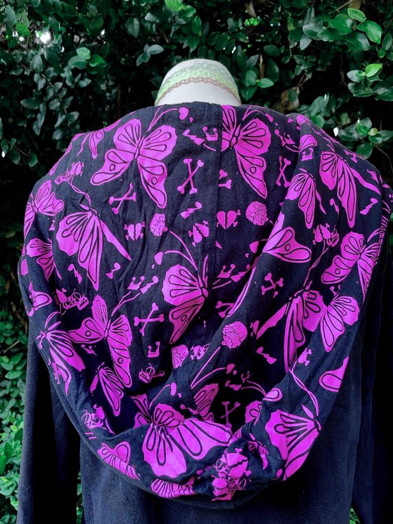 SOLD VIA EDIBS❌ (Category: Coats, Jackets and Outerwear) located in Los Banos. Submitted by nicot_nit (Listing ID 1467783376, Image 3). Description: ❌❌.