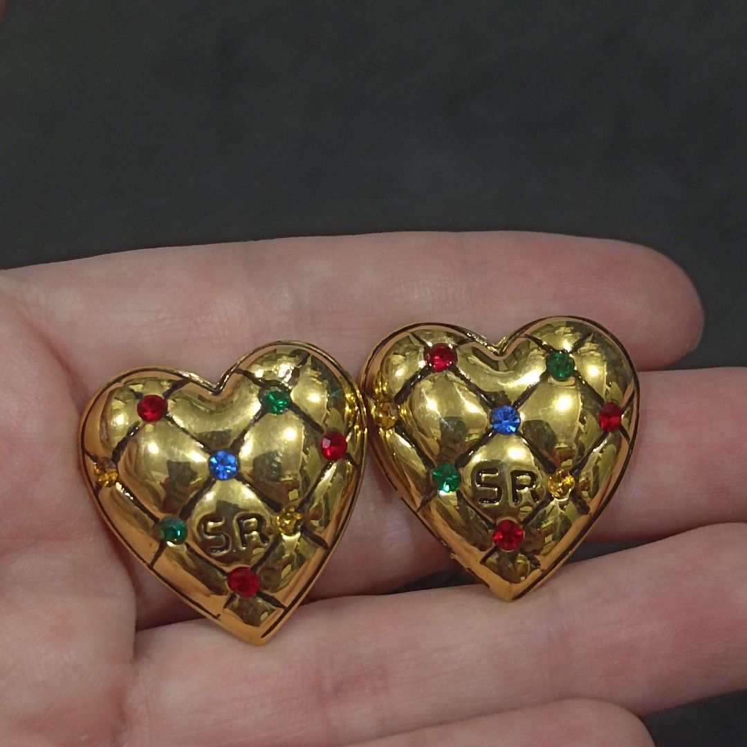 Sonia Rykiel Clip On earrings (Category: Earrings) located in Manila. Submitted by maxineamber (Listing ID 1467644159, Image 1). Description: Chunky Sonia Rykiel Clip on earrings, gold tone..