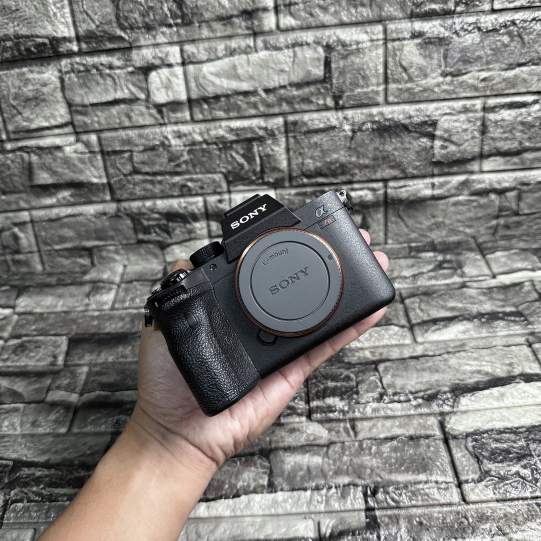 Sony A7RIV (Body) | Full-Frame Mirrorless Camera (Category: Cameras) located in Caloocan City. Submitted by oltekgadgets (Listing ID 1467838107, Image 2). Description: Sony A7RIV (Body) | Full-Frame Mirrorless Camera Highlights: *61MP Full-Frame Exmor R BSI CMOS Sensor *BIONZ X Image Processor & Front-End LSI *567-Point Phase-Detection AF System *UHD 4K30p Video with HLG & S-Log3 Gammas *5.76m-Dot Tru-Finder OLED EVF *3.0” 1.44m-Dot Tilting Touch
