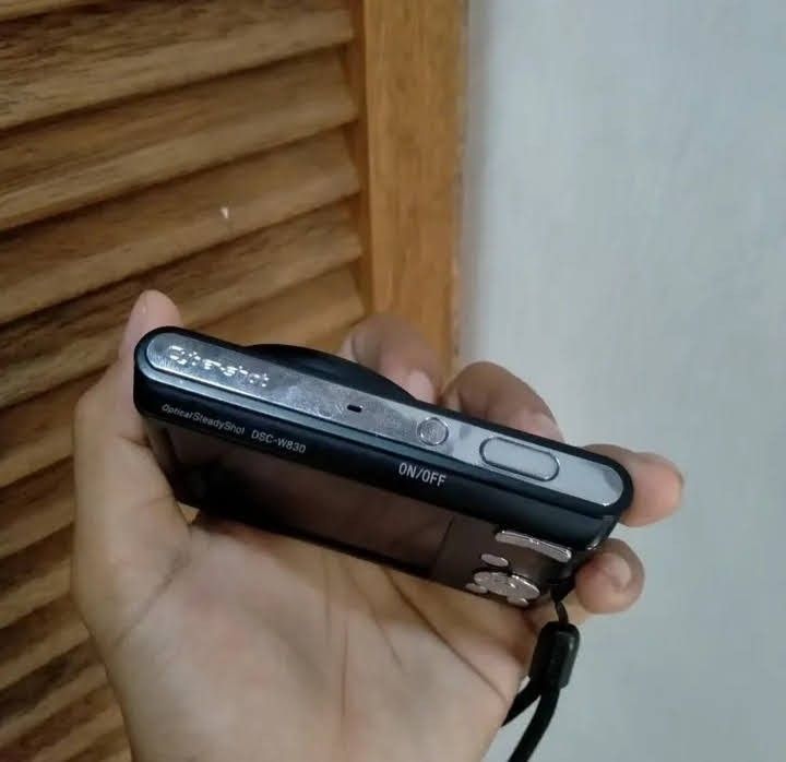 Sony cybershot DSC W 830 (Category: Cameras) located in Quezon City. Submitted by happymountain.da6b7f (Listing ID 1467818486, Image 3). Description: For Sale Sony Cybershot DSC W 830 No issues, no dents, no vignettes, no scratches. With complete accessories. 🌸 BATTERY 🌸 CHARGER 🌸 MEMORY CARD (64GB) 🌸 WRIST STRAP 🌸 CAMERA POUCH BAG 🍀 PRICE :5,000 ONLY. 🌈 SPECIFICATIONS : The Sony Cyber-shot DSC-W830 is an ultra-compact, budget-friendly poi