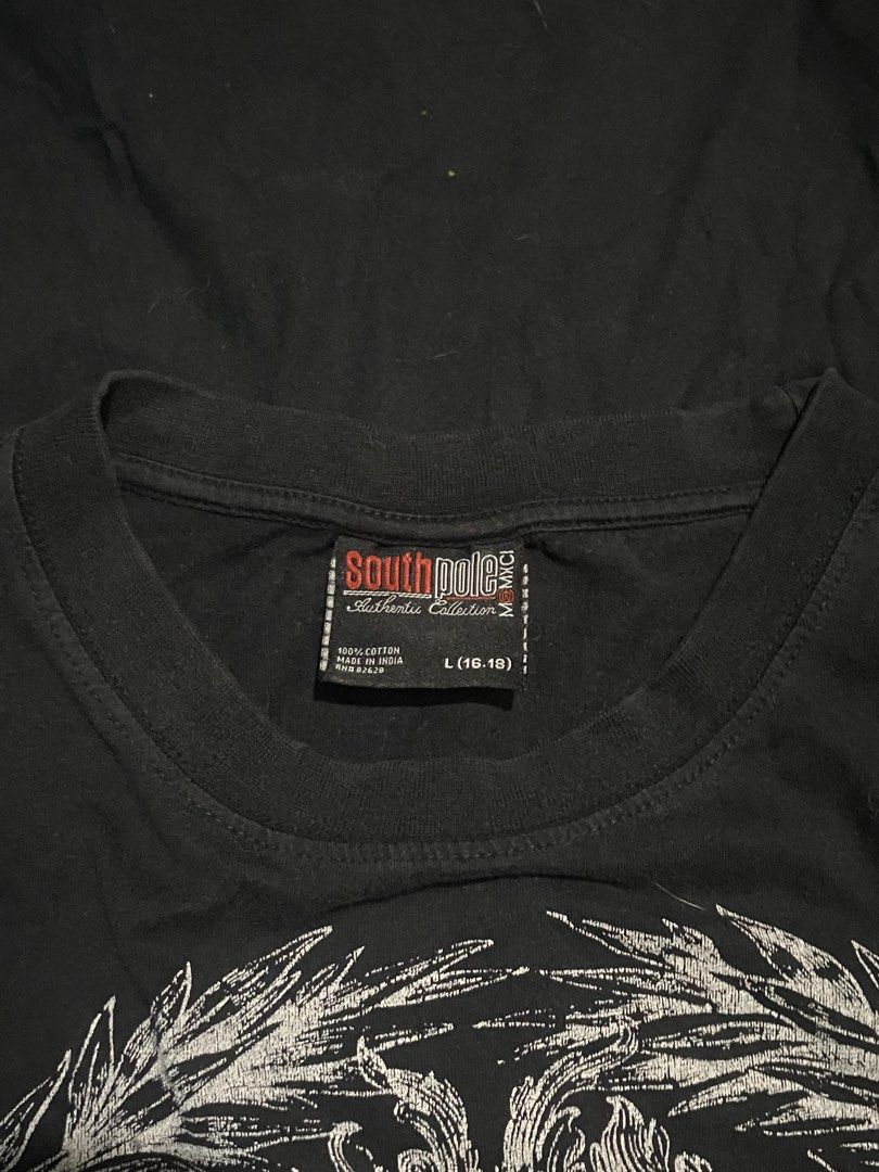 Southpole Logo Tee (Category: Tshirts & Polo Shirts ) located in Manila. Submitted by mals.col (Listing ID 1467733000, Image 3). Description: Dimensions: 20” x 29” Flaws: repaired stitching on hem & sleeves ₱600+sf.