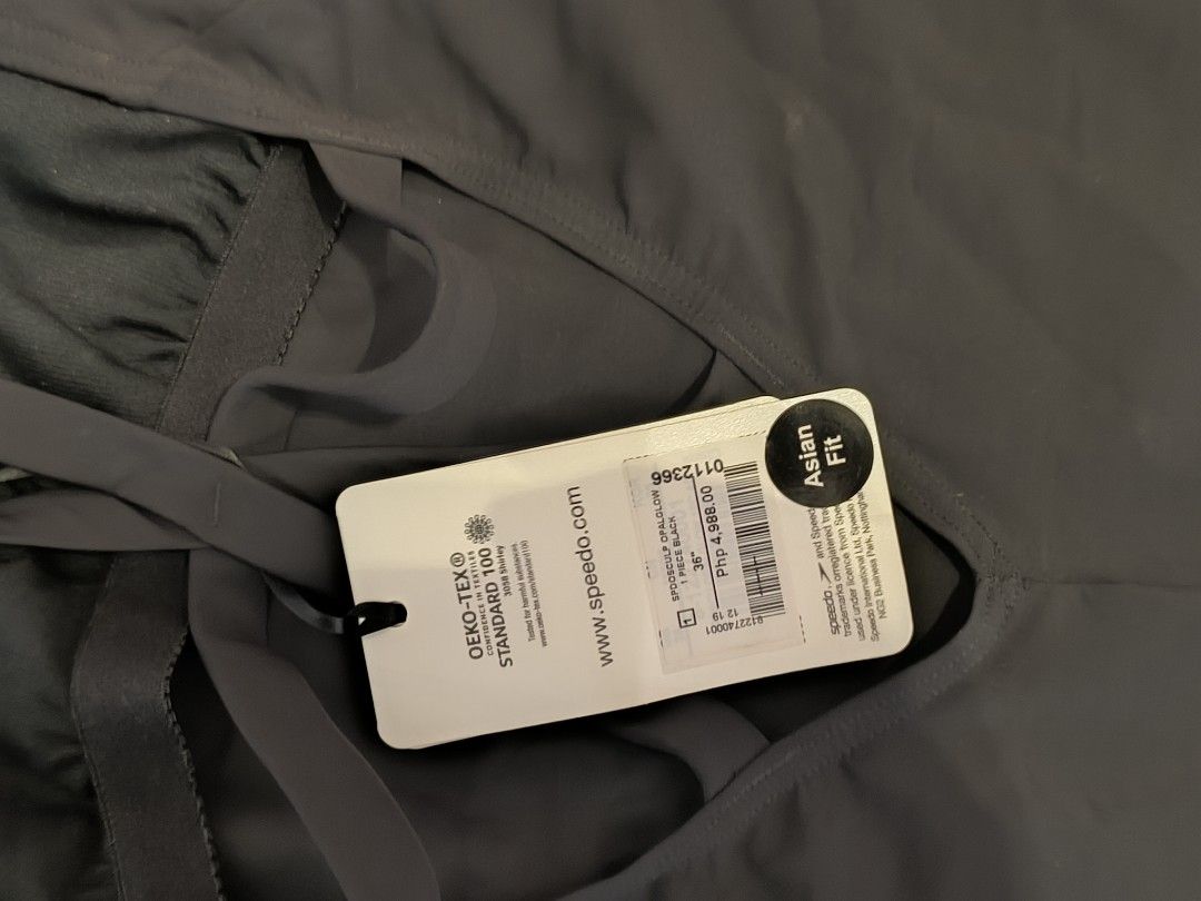Speedo (Category: Bikinis & Swimsuits) located in Alcantara. Submitted by 2jongthebestseller (Listing ID 1467660133, Image 3). Description: Speedo Asia Fit one-piece black swimsuit.