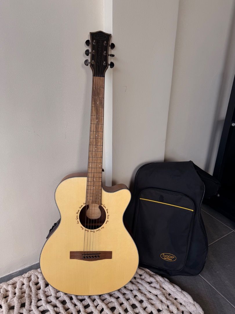 Sqoe Hari 40' inches Acoustic Guitar with Builtin Sqoe Pickup Tuner ...