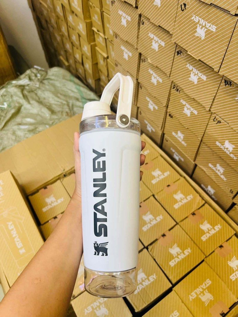 Stanley Tumbler (Category: Water Bottles & Tumblers) located in Quezon City. Submitted by coleen0 (Listing ID 1467659224, Image 3). Description: 100% MALL PULL OUT Inclusion: Box & Paper Bag.