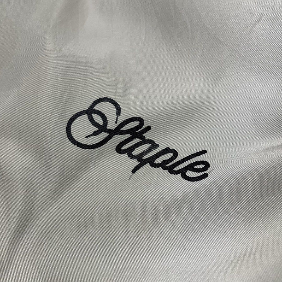 STAPLE COACH JACKET (Category: Coats, Jackets and Outerwear) located in Matalom. Submitted by lusthades066353 (Listing ID 1467725284, Image 2). Description: STAPLE COACH JACKET VERY GOOD CONDITION Sz XXL (27x32) ISSUE ON PIC 500+SF PM ME‼️.