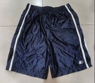 (Category: ) located in . Submitted by dhong_abay_thrift (Listing ID 1467607057, Image 1). Description: .