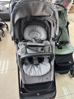 （分類：）位於 。 由 waitingforbetterowner 提交（商品編號 1467620464，圖片 1）。簡介： 。