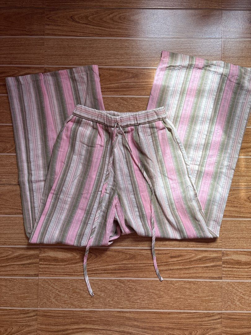 Striped Wide Leg Pants Drawstring (Category: Jeans) located in Manila. Submitted by _foryou (Listing ID 1467666589, Image 1). Description: dm for when worn! used only once.
