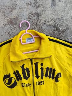(Category: ) located in . Submitted by gomothriftstore (Listing ID 1467637438, Image 1). Description: .
