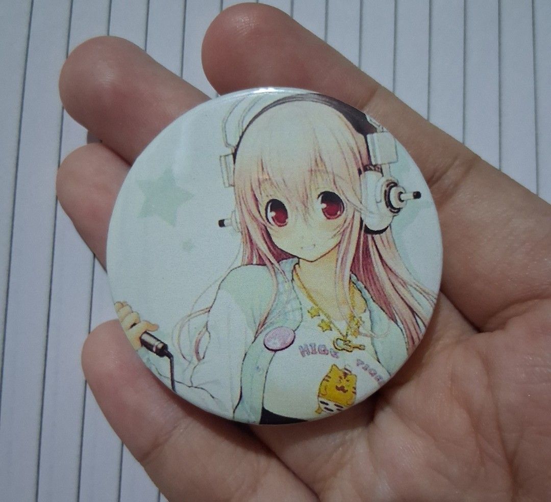 Super Sonico Pin (Fan Made) (Category: Other Merchandise) located in Baler. Submitted by gentle.caitlyn (Listing ID 1467688740, Image 1). Description: Decluttering ! ♡ MOP: Gcash MOD: J&T (₱54 SF).