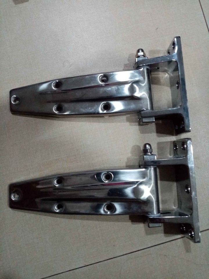 Swing Door Hinge for Walk in Freezer (Category: Locks, Doors & Gates) located in Valenzuela. Submitted by ish.arado (Listing ID 1467653382, Image 1). Description: We do Supply and Install the ff: ✅ Walk-in Freezer ✅ Walk-in Chiller ✅ Insulated Panels ✅ Refrigeration System ✅ PVC Curtains ✅ Durable • Energy-Efficient • Hygienic 📦 Perfect for meat, seafood, dairy, produce & frozen goods.