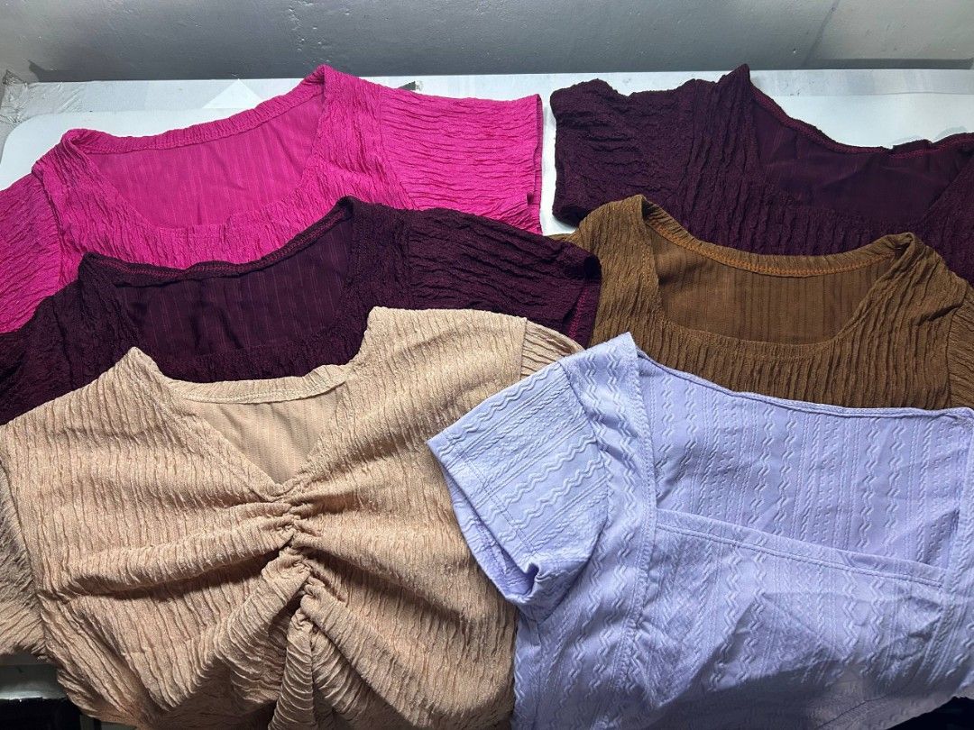 take all 40pcs tops!! (Category: Blouses) located in Caloocan City. Submitted by cjae_sells (Listing ID 1467795646, Image 2). Description: assorted toktik pullout tops Take all! per bundle 250 💸 10pcs Take all 950 💸 40pcs.