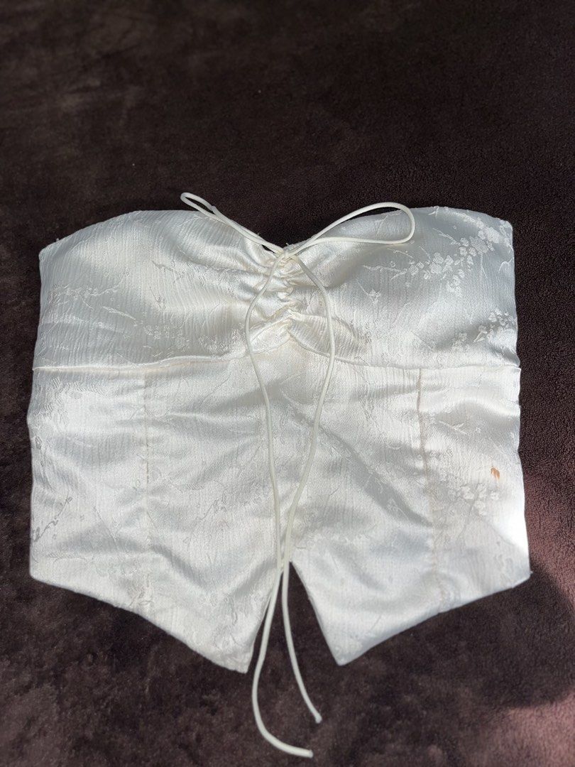Take All Tops (Category: Sleeveless) located in Manila. Submitted by serra_shop (Listing ID 1467638855, Image 1). Description: SHEIN/ TIKTOK Brands Take all for ₱350 With freebies ALL ONCE USED Size XS- Small Good condition Courier : J&T.