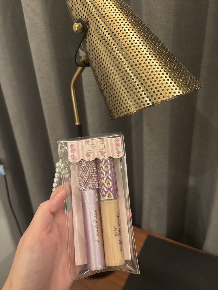 Tarte Concealer with mascara (Category: Makeup) located in Pasay City. Submitted by nymodig (Listing ID 1467712345, Image 1). Description: Bought from Sephora Melbourne Duo (Concealer with Mascara) Swatch only : Shade 22N.