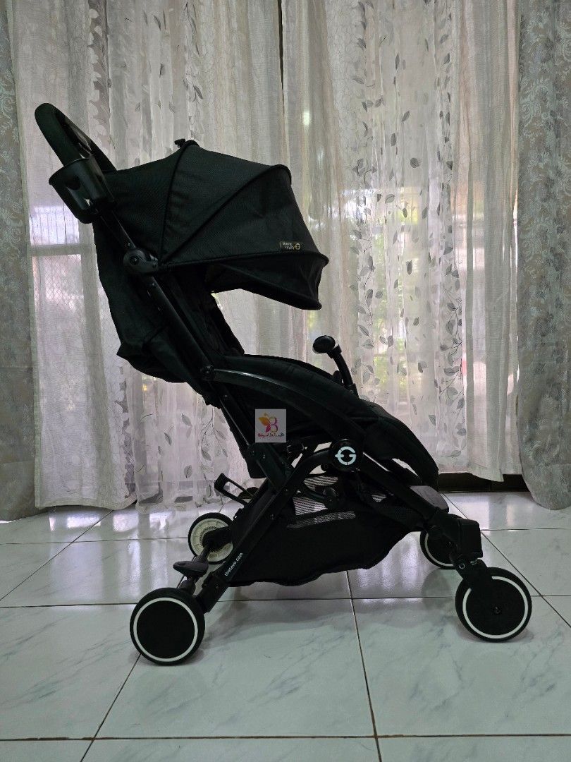 Tavo Basic Step Cabin Approved Compact Travel Baby Stroller (Category: Strollers) located in Paranaque City. Submitted by babyandme.savers (Listing ID 1467643614, Image 2). Description: TAVO BASIC STEP COMPACT TRAVEL BABY STROLLER CABIN APPROVED * Safe for 0 - 48 months * In excellent condition * Compact stroller * Fully Reclineable * Fits Plane Overhead storage * 5 - Point Safety Harness * High-end luxury compact stroller * Clean and Sanitized -