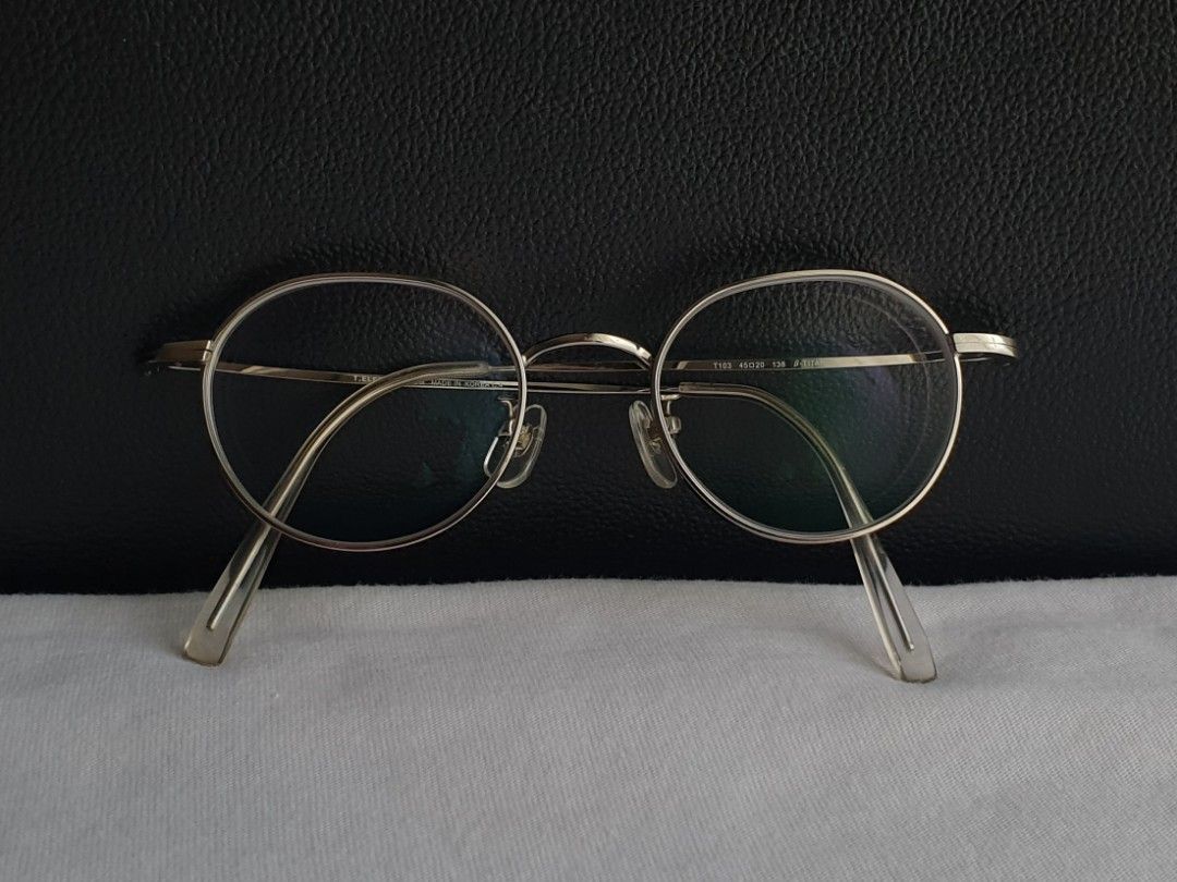 t.elet Beta Titanium Eyeglass Frame (Category: Sunglasses & Eyewear) located in Quezon City. Submitted by WasalakTwo (Listing ID 1467744992, Image 1). Description: Bought in Korea Durable and high quality Ultra lightweight frame Excellent condition Clean and presentable Lens are graded, but replaceable Open for delivery nationwide Front Width 13cm Front Height 4cm.