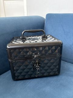 (Kategori: ) berada di . Dikirim oleh zahraaapreloved97 (ID iklan 1467658883, Gambar 1). Deskripsi: .