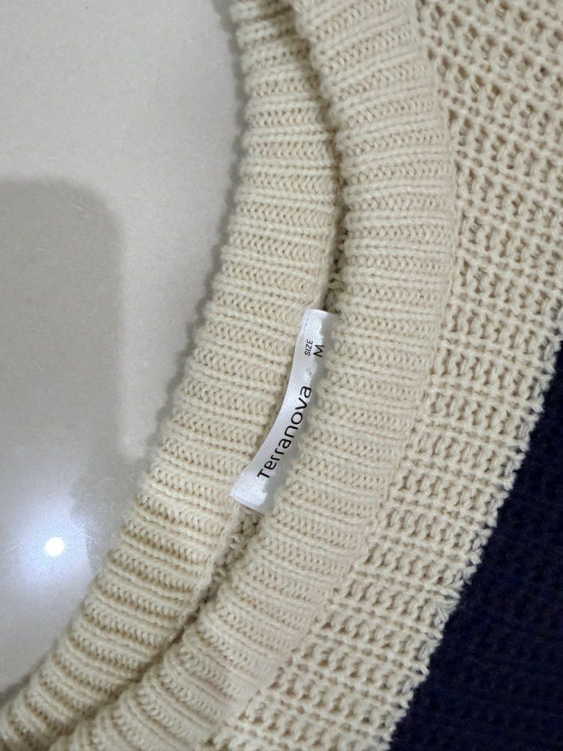 Terranova Striped Knit Sweater Size M (Category: Longsleeves) located in Kalibo. Submitted by goodfinds.club (Listing ID 1467754639, Image 2). Description: - Brand: Terranova - Size: Medium (tag on collar) - Colorway: Cream, navy blue, and brown stripes - Material/Texture: Cozy waffle knit - Design: Long sleeves and round neckline - Perfect for: Cooler weather, casual layering, and everyday wear.