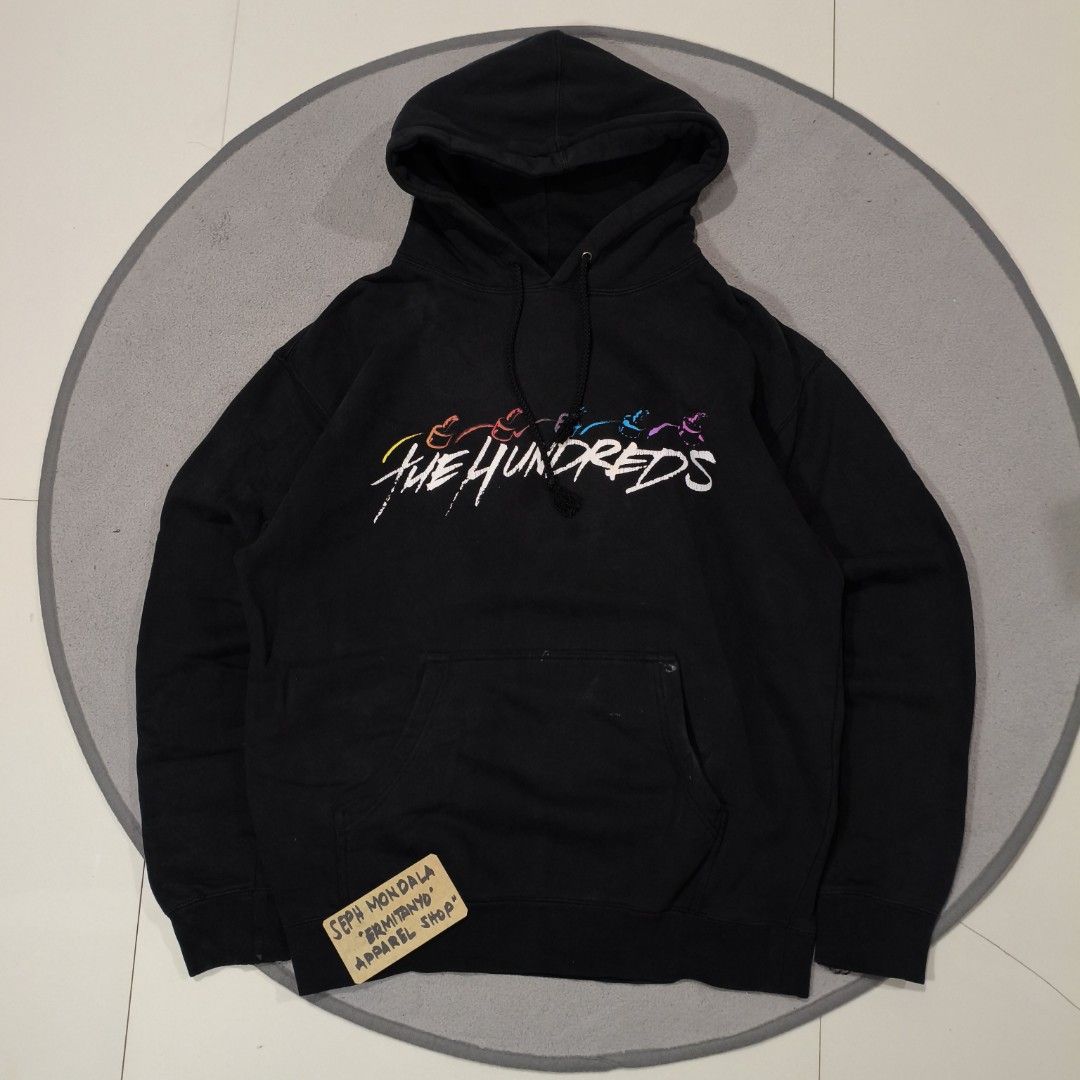 The hundreds hoodie (Category: Hoodies) located in Calatrava. Submitted by ermitany0 (Listing ID 1467672816, Image 1). Description: the hundreds size: Medium width x length: 23.5"x27 flaws: - crack print - paint stains - distress ribbings - repaired stitching sa back hem please check photos for more details ✅ location: Negros Occidental PM if interested 📩 📩 📩.