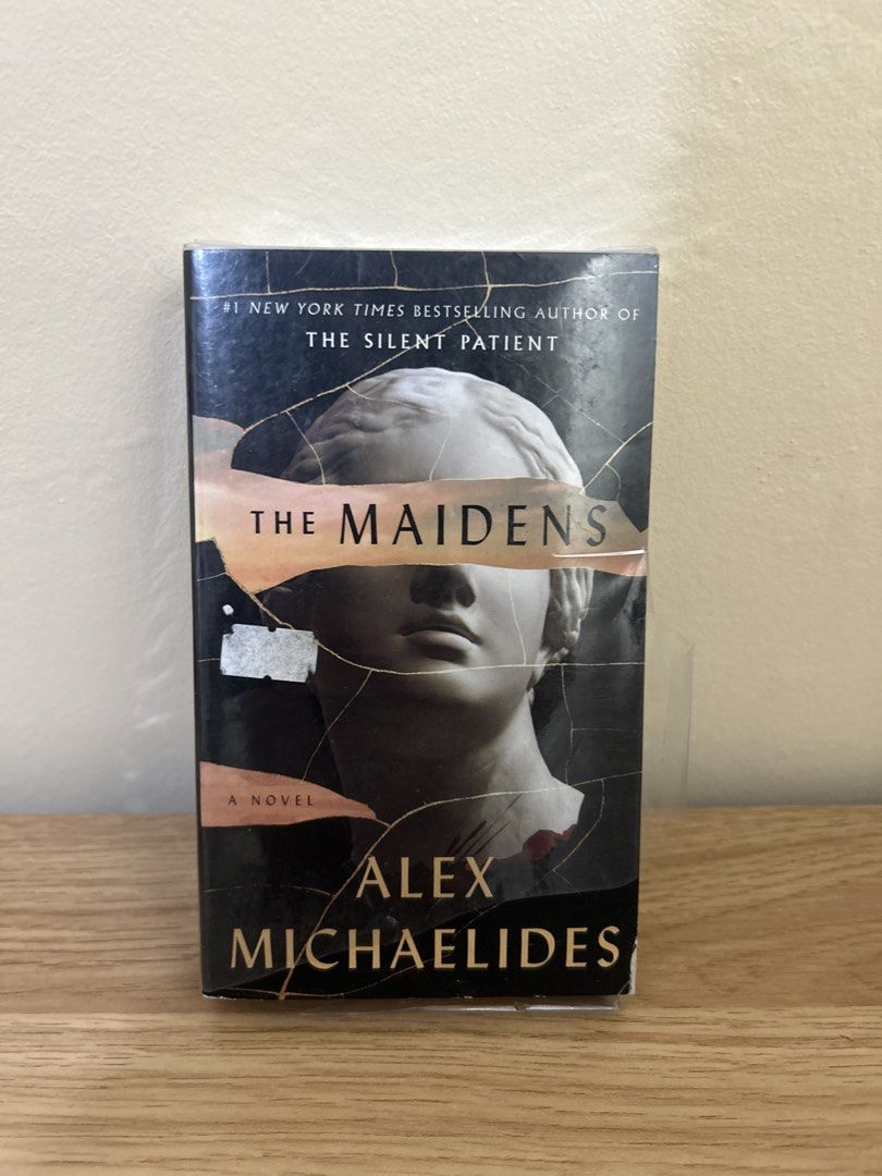 The maidens mmpb book (Category: Storybooks) located in Cagayan de Oro. Submitted by https.figurefindscdo (Listing ID 1467764288, Image 1). Description: .