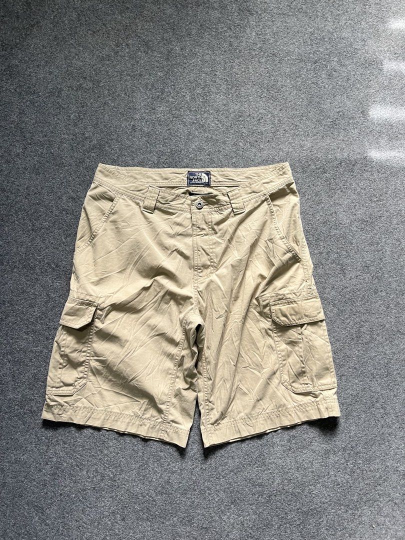The nort race cargo short (Category: Baby Monitors) located in Lapu Lapu. Submitted by jhonrener41426 (Listing ID 1467604029, Image 1). Description: Size 34 Length 21.5 Leg opening-12 Excellent condition Color rate 9.7/10 Authentic Issue none .