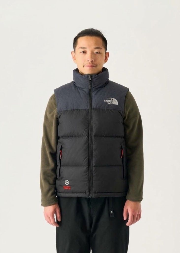 The North Face Summit Denim Down Vest M/L (Category: Coats, Jackets and Outerwear) located in Antipolo. Submitted by bentakahitanoano (Listing ID 1467788507, Image 1). Description: Still in good condition Best fit medium large Missing hood Pit to pit 21.5 Length 24.
