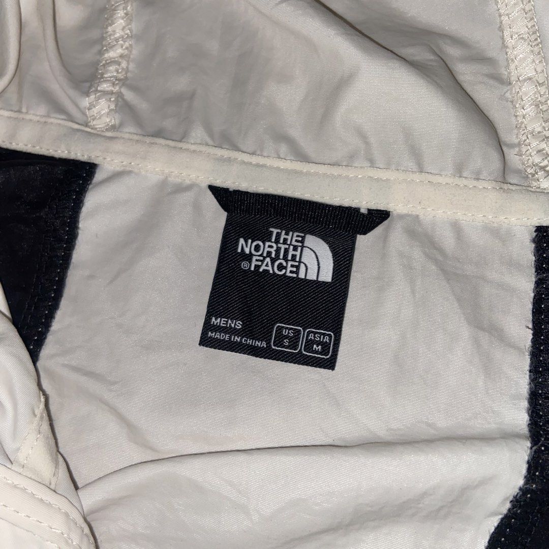 The North Face Windwall Windbreaker Jacket (Category: Activewear) located in Dasmarinas. Submitted by thrift2gems (Listing ID 1467602948, Image 3). Description: The North Face Windwall Windbreaker Jacket -WIDTH: 22.5 -LENGTH: 27.4 -COLOR RATE: 9.3/10 -CONDITION: 9.3/10 -ISSUE: CHECK PICS.