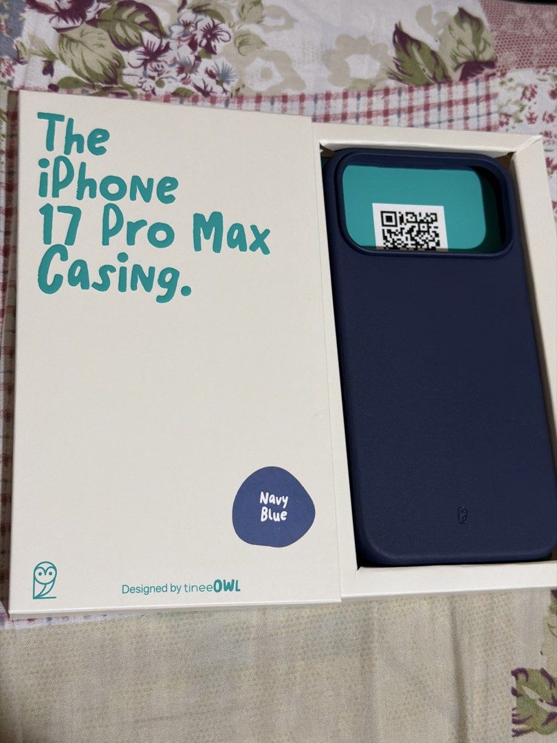 TineeOwl Navy Blue iPhone 17 Pro Max (Category: Cases & Sleeves) located in Davao. Submitted by minleeny (Listing ID 1467635657, Image 2). Description: used once only.
