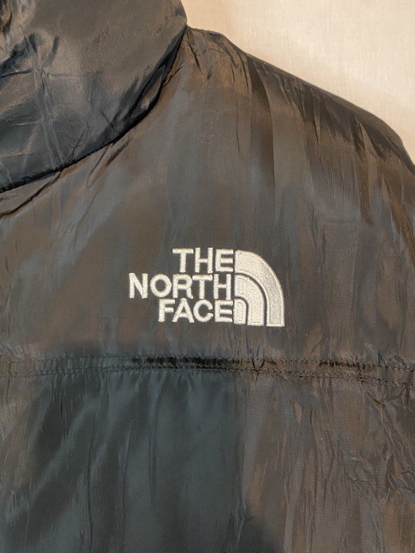 TNF PUFFER 29*24 XL (Category: Coats, Jackets and Outerwear) located in Baguio. Submitted by where2wear.epbi (Listing ID 1467808664, Image 2). Description: Length: 29 Width: 24 XL TO XXL BNEW CONDITION HANG TAG NA LANG NEED BAGUIO LOC OPEN FOR MEET UP.