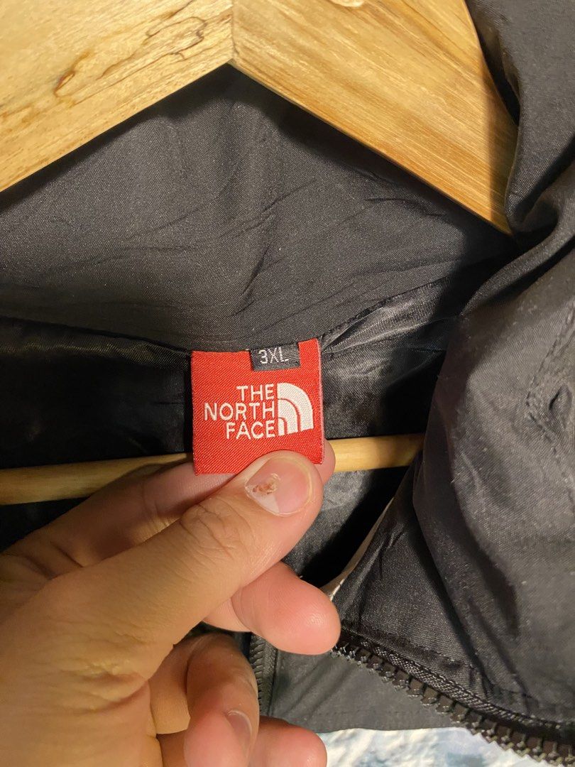 TNF PUFFER 30*25 (Category: Coats, Jackets and Outerwear) located in Baguio. Submitted by where2wear.epbi (Listing ID 1467808781, Image 3). Description: LENGTH: 30 WIDTH: 25 BNEW CONDITION ISSUE: misspelled BAGUIO LOC OPEN FOR MEET UP JNT SA MALAYO.