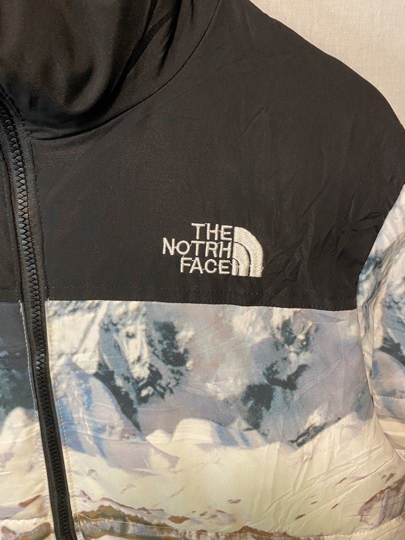 TNF PUFFER 30*25 (Category: Coats, Jackets and Outerwear) located in Baguio. Submitted by where2wear.epbi (Listing ID 1467808781, Image 2). Description: LENGTH: 30 WIDTH: 25 BNEW CONDITION ISSUE: misspelled BAGUIO LOC OPEN FOR MEET UP JNT SA MALAYO.