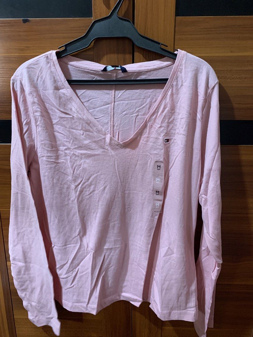 Tommy Hilfiger Long sleeve (Category: Activewear) located in General Trias. Submitted by vpshoppe (Listing ID 1467656301, Image 1). Description: TH long sleeve brandnew blush pink size:Medium with hanging tag.