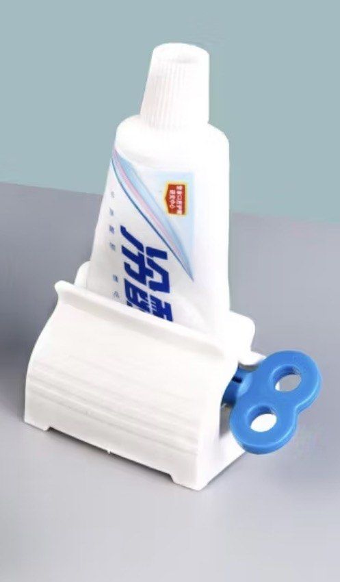 Toothpaste Squeezer (Category: Bathroom & Kitchen Fixtures) located in Singapore. Submitted by irenecheong55 (Listing ID 1467744045, Image 3). Description: .