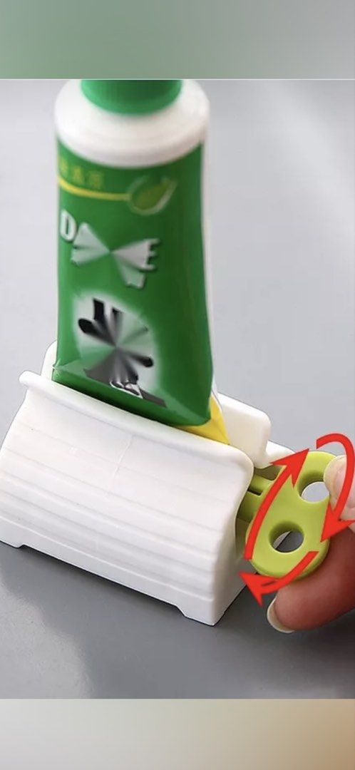 Toothpaste Squeezer (Category: Bathroom & Kitchen Fixtures) located in Singapore. Submitted by irenecheong55 (Listing ID 1467744045, Image 2). Description: .
