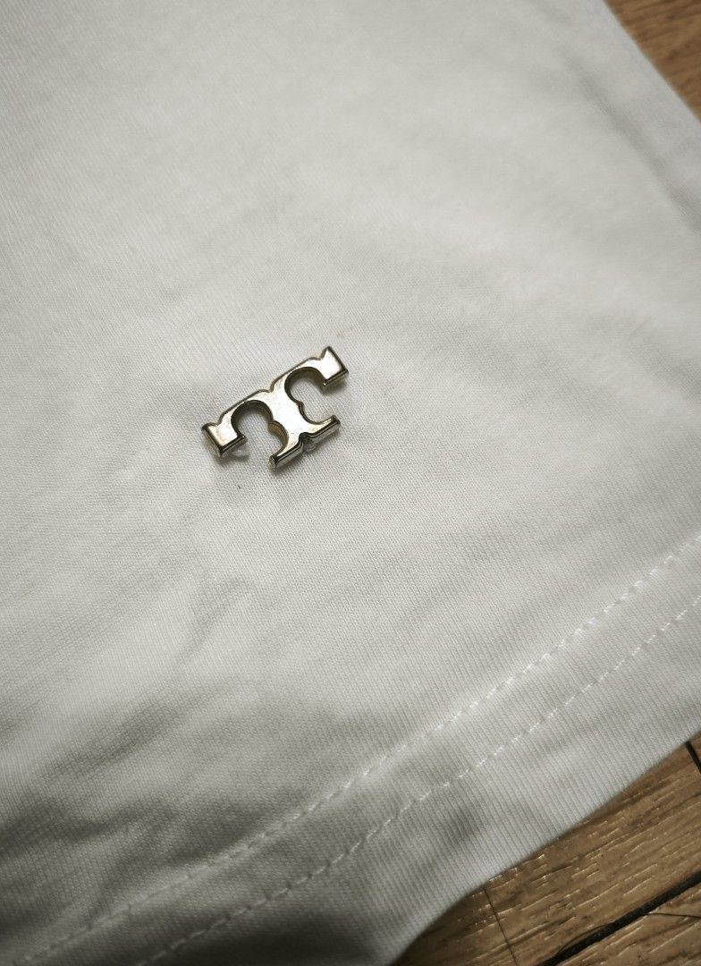 Tory Burch shirt (Category: Shirts) located in Manila. Submitted by wearforce (Listing ID 1467771967, Image 3). Description: Tory Burch shirt fit: S-M good condition color rate 9/10 349 + sf.