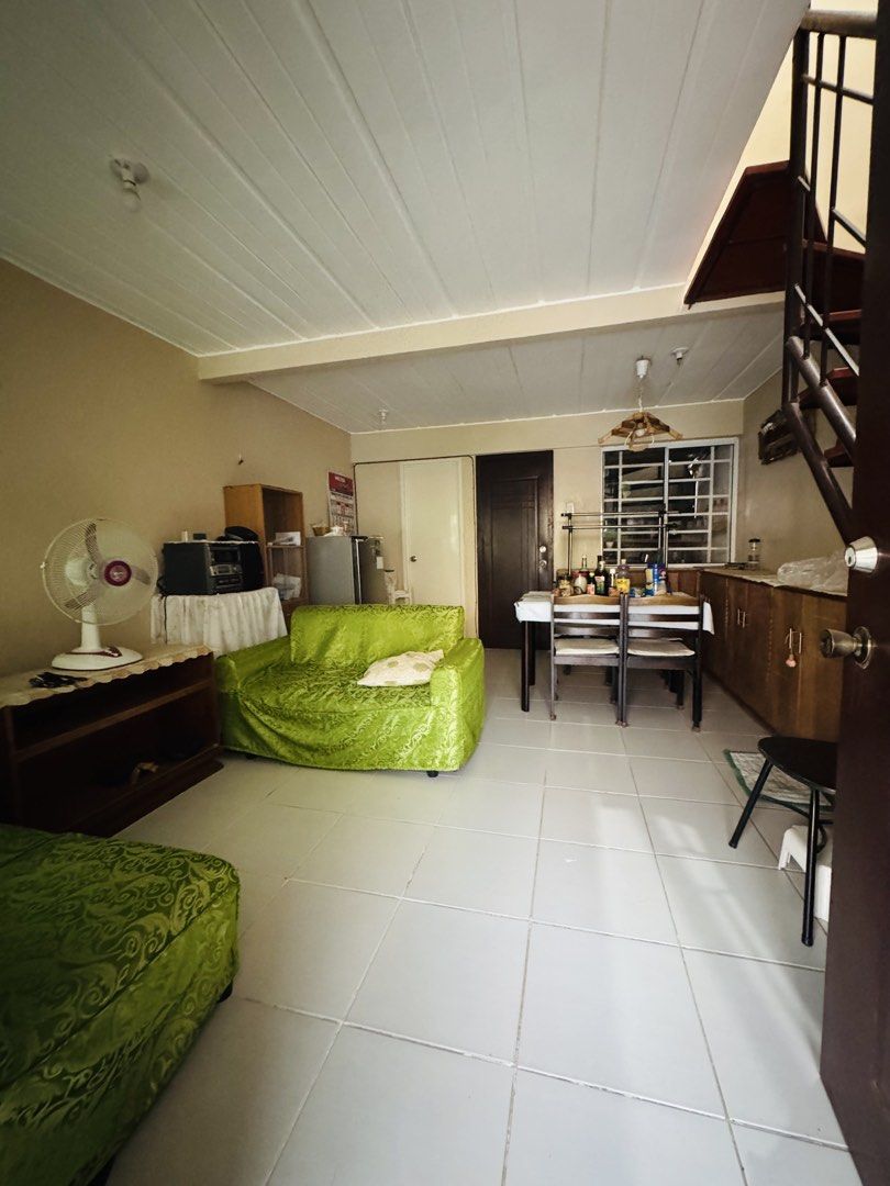 Townhouse for Sale (Category: Townhouse) located in Pasig City. Submitted by chic.shopaholic (Listing ID 1467655334, Image 3). Description: Townhouse 2 floors 3 rooms 2 toilet and bathroom 1 garage that can accommodate a sedan and 1 motorcycle 3.5M slightly negotiable - with complete papers. Legal documents will be arranged at the purchaser’s expense which is included in the agreed sale price..