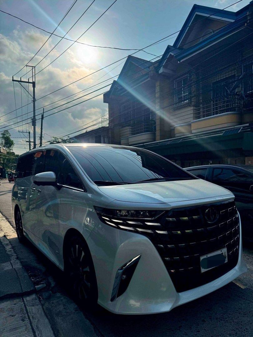 Toyota Alphard HEV Hybrid Auto (Category: Used Cars) located in Manila. Submitted by quality_cars (Listing ID 1467679227, Image 2). Description: 𝙁𝙊𝙍 𝙎𝘼𝙇𝙀 ‼️ 𝟐𝟎𝟐𝟓 𝐓𝐎𝐘𝐎𝐓𝐀 𝐀𝐋𝐏𝐇𝐀𝐑𝐃 𝐇𝐄𝐕 𝐇𝐘𝐁𝐑𝐈𝐃 Price: 4.095m 𝙒𝙀 𝘼𝘾𝘾𝙀𝙋𝙏 𝙏𝙍𝘼𝘿𝙀 𝙄𝙉 𝘼𝙉𝘿 𝙁𝙄𝙉𝘼𝙉𝘾𝙄𝙉𝙂‼️ ✅FIRST OWNER ✅MILEAGE 19tkm‼️ ✅COMPLETE PAPERS ✅GOOD AS NEW ✅FRESH IN AND OUT ✅NO ISSUE ✅Two doors automatic ✅ALMOST BRANDNEW ✅SLIGHTLY USED ✅LEATHER SEA