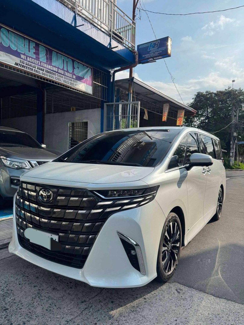 Toyota Alphard HEV Hybrid Auto (Category: Used Cars) located in Manila. Submitted by quality_cars (Listing ID 1467679227, Image 3). Description: 𝙁𝙊𝙍 𝙎𝘼𝙇𝙀 ‼️ 𝟐𝟎𝟐𝟓 𝐓𝐎𝐘𝐎𝐓𝐀 𝐀𝐋𝐏𝐇𝐀𝐑𝐃 𝐇𝐄𝐕 𝐇𝐘𝐁𝐑𝐈𝐃 Price: 4.095m 𝙒𝙀 𝘼𝘾𝘾𝙀𝙋𝙏 𝙏𝙍𝘼𝘿𝙀 𝙄𝙉 𝘼𝙉𝘿 𝙁𝙄𝙉𝘼𝙉𝘾𝙄𝙉𝙂‼️ ✅FIRST OWNER ✅MILEAGE 19tkm‼️ ✅COMPLETE PAPERS ✅GOOD AS NEW ✅FRESH IN AND OUT ✅NO ISSUE ✅Two doors automatic ✅ALMOST BRANDNEW ✅SLIGHTLY USED ✅LEATHER SEA