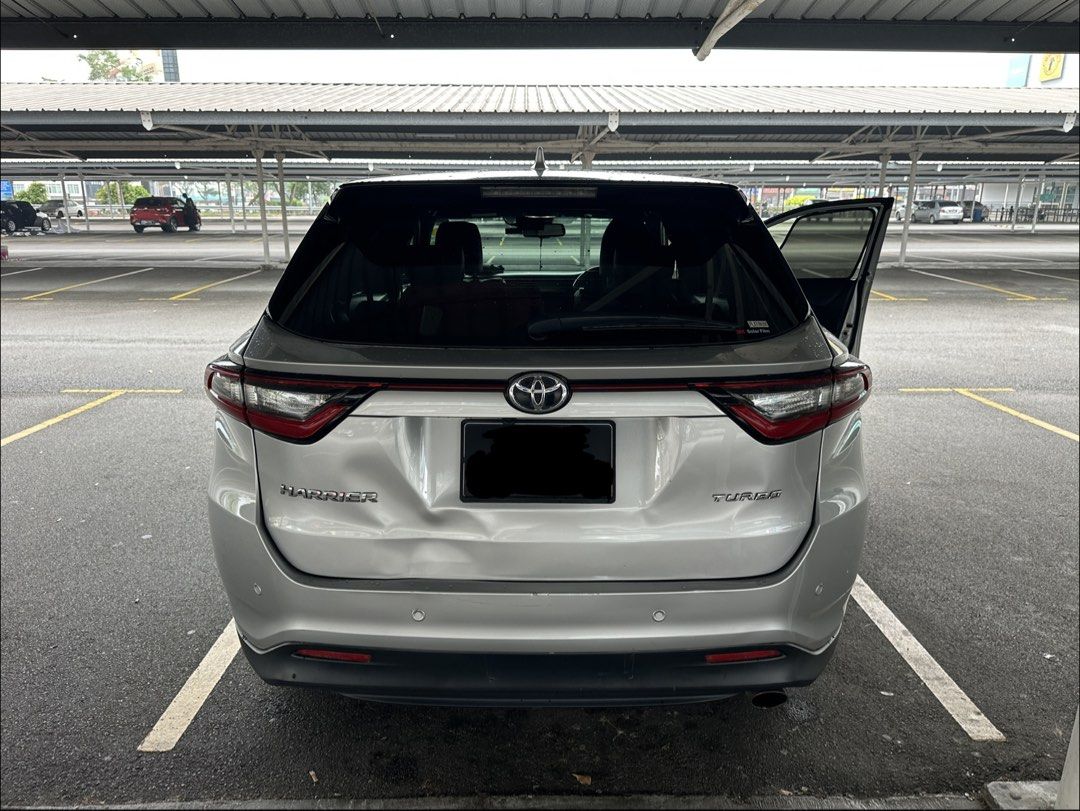 Toyota Harrier 2.0 Premium Turbo Panoramic (A) (Category: Used Cars) located in Singapore. Submitted by youwensun (Listing ID 1467715118, Image 3). Description: Hoping to change a car so selling. Left about 1 year. Full Nappa leather seats, ventilated seats. Left Lower Arm have some noise. Steering rack changed recently Boot door dented a little, someone hit me that day lightly from the back. Serviced on time regularly. Accident-free. Dealers nee