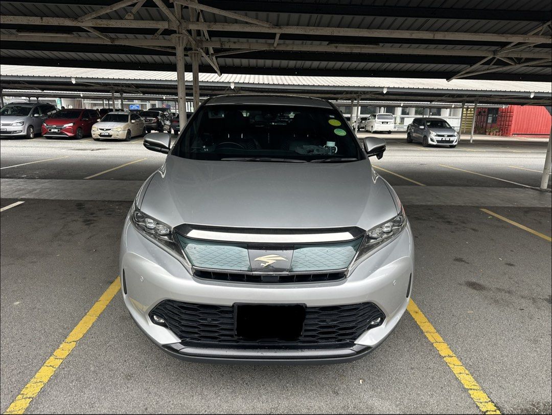 Toyota Harrier 2.0 Premium Turbo Panoramic (A) (Category: Used Cars) located in Singapore. Submitted by youwensun (Listing ID 1467715118, Image 1). Description: Hoping to change a car so selling. Left about 1 year. Full Nappa leather seats, ventilated seats. Left Lower Arm have some noise. Steering rack changed recently Boot door dented a little, someone hit me that day lightly from the back. Serviced on time regularly. Accident-free. Dealers nee