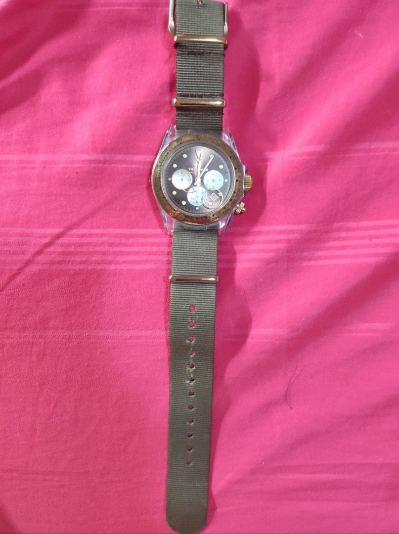 ToyWatch Chronograph (Category: Luxury Watches) located in Bocaue. Submitted by jessdcluters (Listing ID 1467668469, Image 3). Description: .
