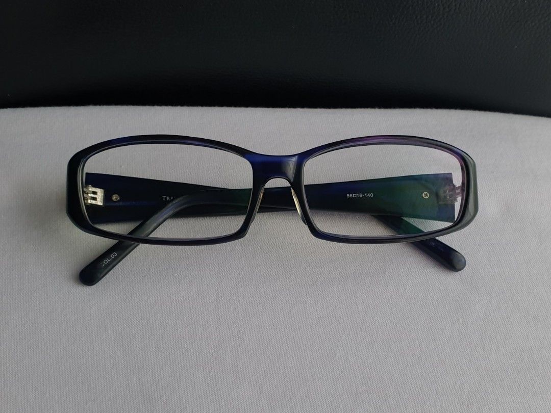 Transcontinents Eyeglass Frame (Category: Sunglasses & Eyewear) located in Quezon City. Submitted by WasalakTwo (Listing ID 1467754166, Image 2). Description: Bought in Japan Durable and high quality Goodcondition Still presentable Lens are graded, but replaceable Open for delivery nationwide Front Width 13.5cm Front Height 3.5cm.