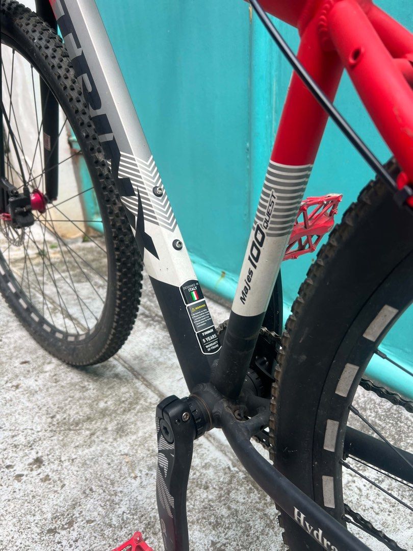 TRINX Majes 100 Quest Mountain Bike (Category: Bicycles) located in Manila. Submitted by zee.ee07 (Listing ID 1467780526, Image 3). Description: TRINX MAJES 100 QUEST CUSTOM MTB PRICE: ₱11,000 Selling my custom-built Trinx MTB with upgraded components. Great for daily rides, fitness, and recreational cycling. BIKE SPECS & COMPONENTS * Frame: Trinx Majes 100 Quest * Groupset: Shimano Deore M6100 1x12-speed * Cassette: 50T * Crankset: HASSNS GXP wi