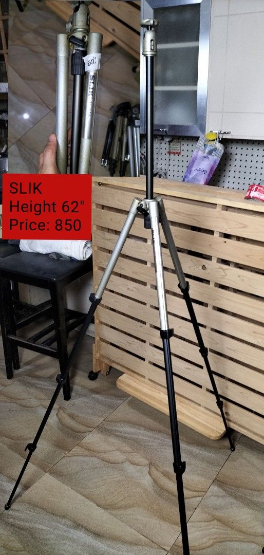 Tripod (Category: Tripods & Monopods) located in Cainta. Submitted by banzvi73 (Listing ID 1467639977, Image 3). Description: - Sturdy with adjustable legs - Function: Smooth head movement, ideal for cameras and video setups - Condition: Ready to use - Fulfillment: Pick up or delivery options available PRICES POSTED ON EACH PICTURE .
