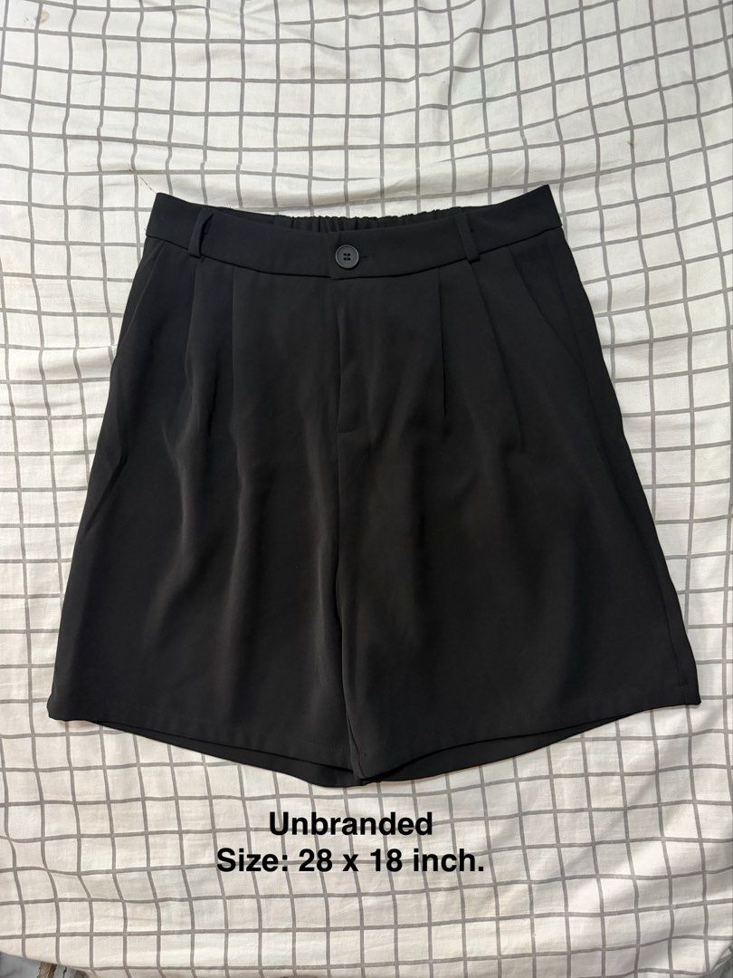 Trouser Short (Category: Shorts) located in Quezon City. Submitted by pinkystrends.co (Listing ID 1467675983, Image 1). Description: .