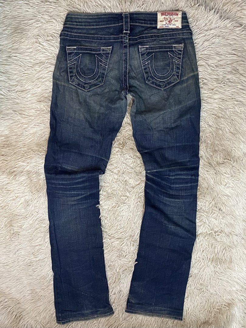 True Religion (Category: Jeans) located in Aurora. Submitted by clarkmelvinthrift21 (Listing ID 1467794973, Image 1). Description: Name: True Religion 📌Size: 28 📌Dimensions: 28-29x38 📌Condition: Excellent 📌Issue/Flaws: None 📌Color rate: 9.5 Location: Zamboanga del Sur, Mindanao.
