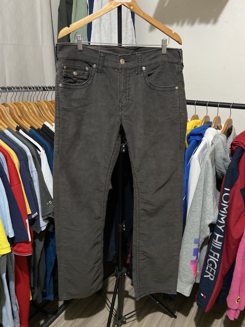 True religion (Category: Chinos) located in Cavite. Submitted by jayson_04 (Listing ID 1467839257, Image 2). Description: color rate: 9.0 condition: 9.0 issue: minor fade tyka yung sa helm see pic dimes: 34x43 (10 leg opening).