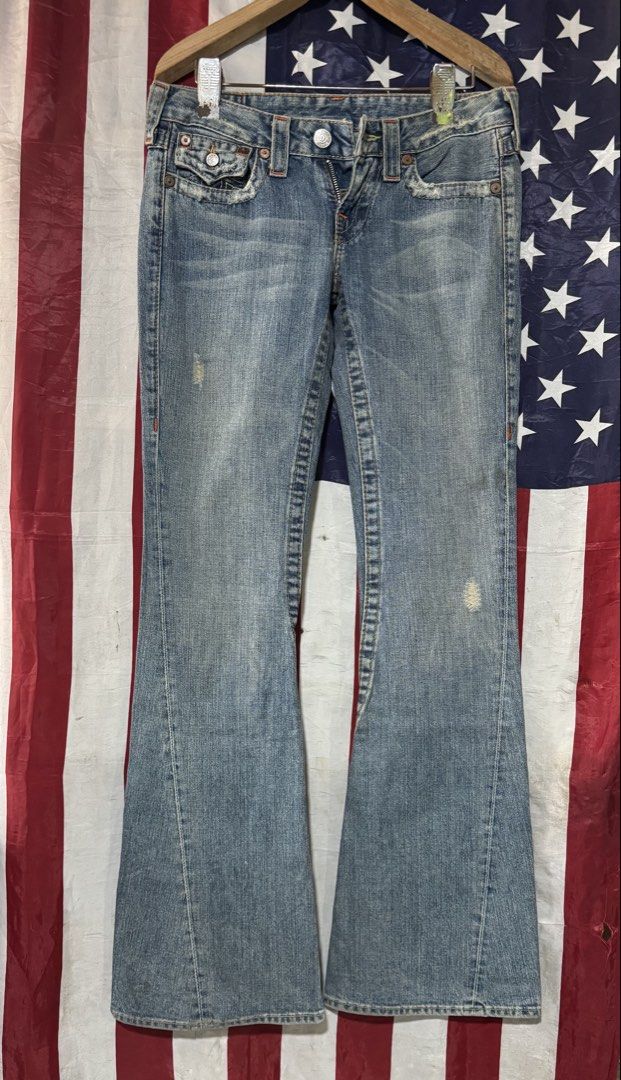 True Religion Classic FLARE-JOEY (Category: Jeans) located in Cebu City. Submitted by etnaner (Listing ID 1467605446, Image 3). Description: True Religion Classic FLARE-JOEY MODEL SIZE:27W Good condition .