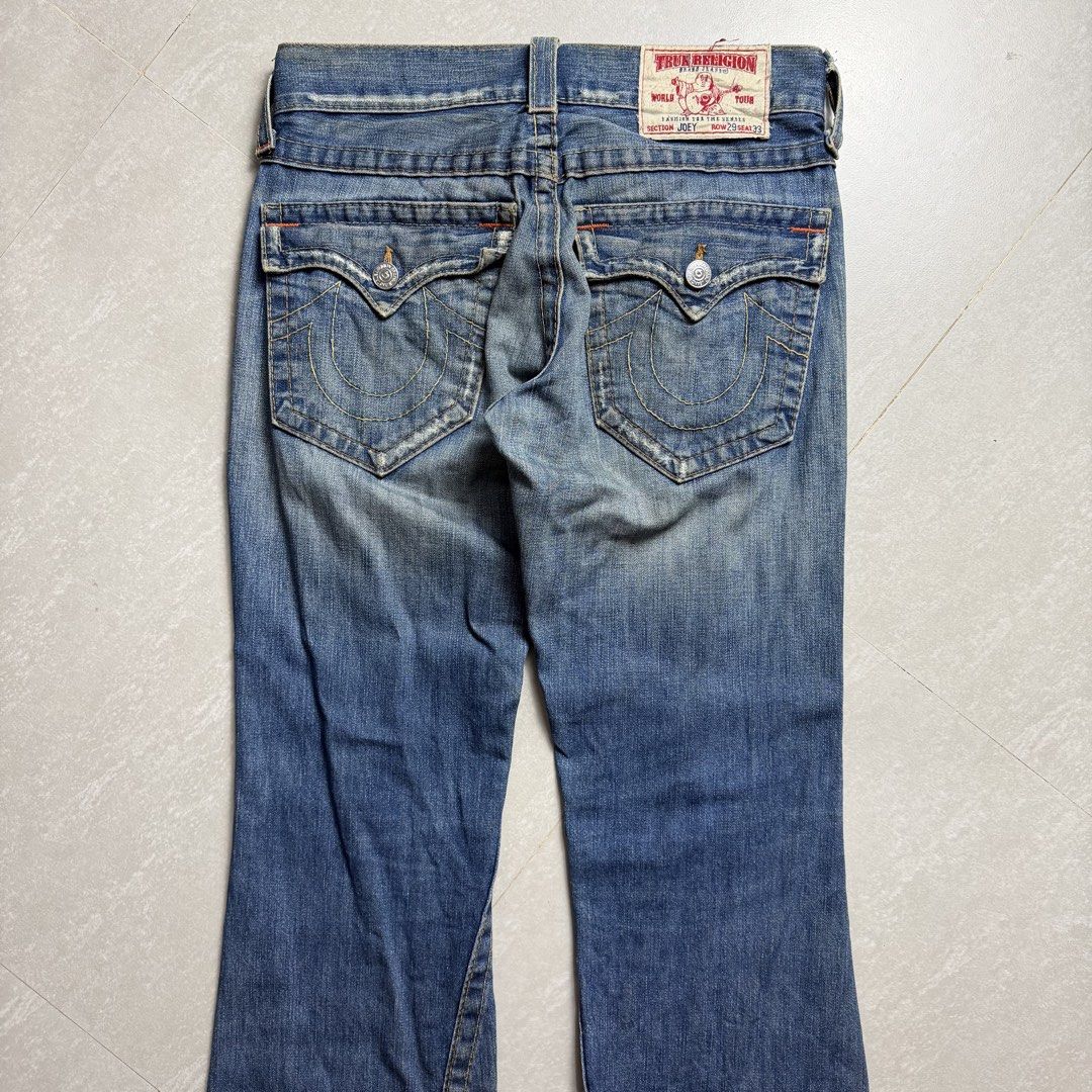 True Religion flared jeans (Category: Announcements) located in Bacolod City. Submitted by antizero.6100 (Listing ID 1467750181, Image 2). Description: Complete tags Authentic Need deep wash Have dirtstain ( see each pic) Size 32 to 33 41L 10 hem thigh 12 Check each photo for details .